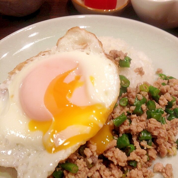 ささげ（インゲン）豚ひき肉のアジアン炒め